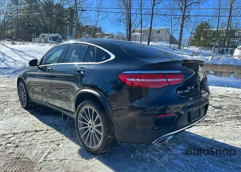 2019 Mercedes-Benz Glc Coupe 300 4Matic z USA, uszkodzony, nr VIN WDC0J4KBXKF544843
